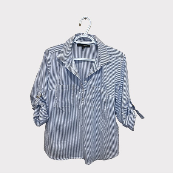Harvé Benard Boyfriend Style Half Button Down | M | - Picture 1 of 5